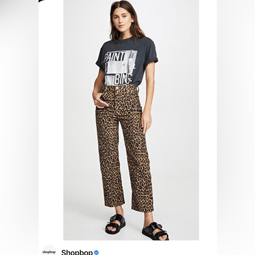 NWOT Levi’s Premium ribcage straight leg pants